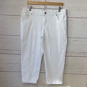 Sonoma Life & Style Mid Rise White Denim Capri/Cropped Pants, size 12